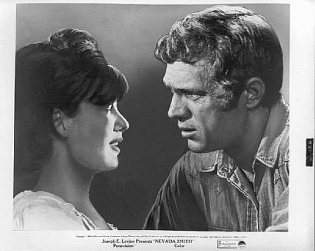 Max (McQueen) talks with 
Pilar (played by Suzanne Pleshette).